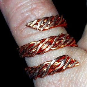 Spiral Twisted Adjustable Copper Wire Thumb Ring